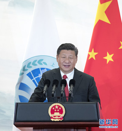 6月9日，国家主席习近平在青岛国际会议中心举行宴会，欢迎出席上海合作组织青岛峰会的外方领导人。这是习近平发表致辞。 （图片来源：新华社）