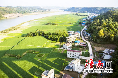 不断提升品质,助力美丽乡村建设,潼南乡村公路