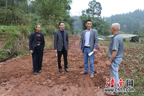镇街 正文潼南网讯(全媒体记者 石玉洁 王浪"李大哥,你家的情况