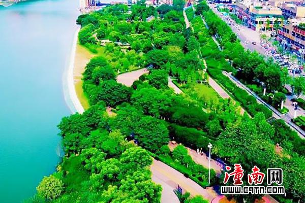 美丽的涪江国家湿地公园.